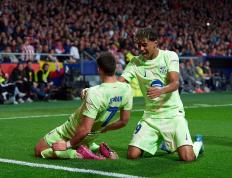 开云体育APP下载-NBA季后赛焦点战，巴萨击败葡萄牙