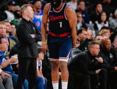 开云体育官方网站-快船主场击败掘金，哈登三双震撼全场的简单介绍