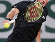 开云体育中国-包含美国网球队绝地反击德国网球队，西西帕斯打破历史纪录的词条