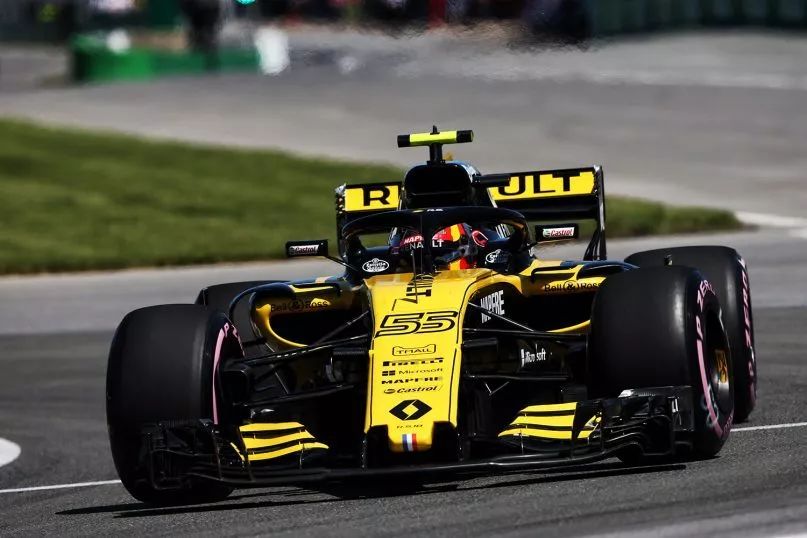 开云体育中国-雷诺车队完胜迈凯伦,汉密尔顿点燃赛场