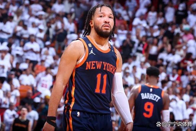 开云体育入口-勇士险胜骑士,布伦森统治全场