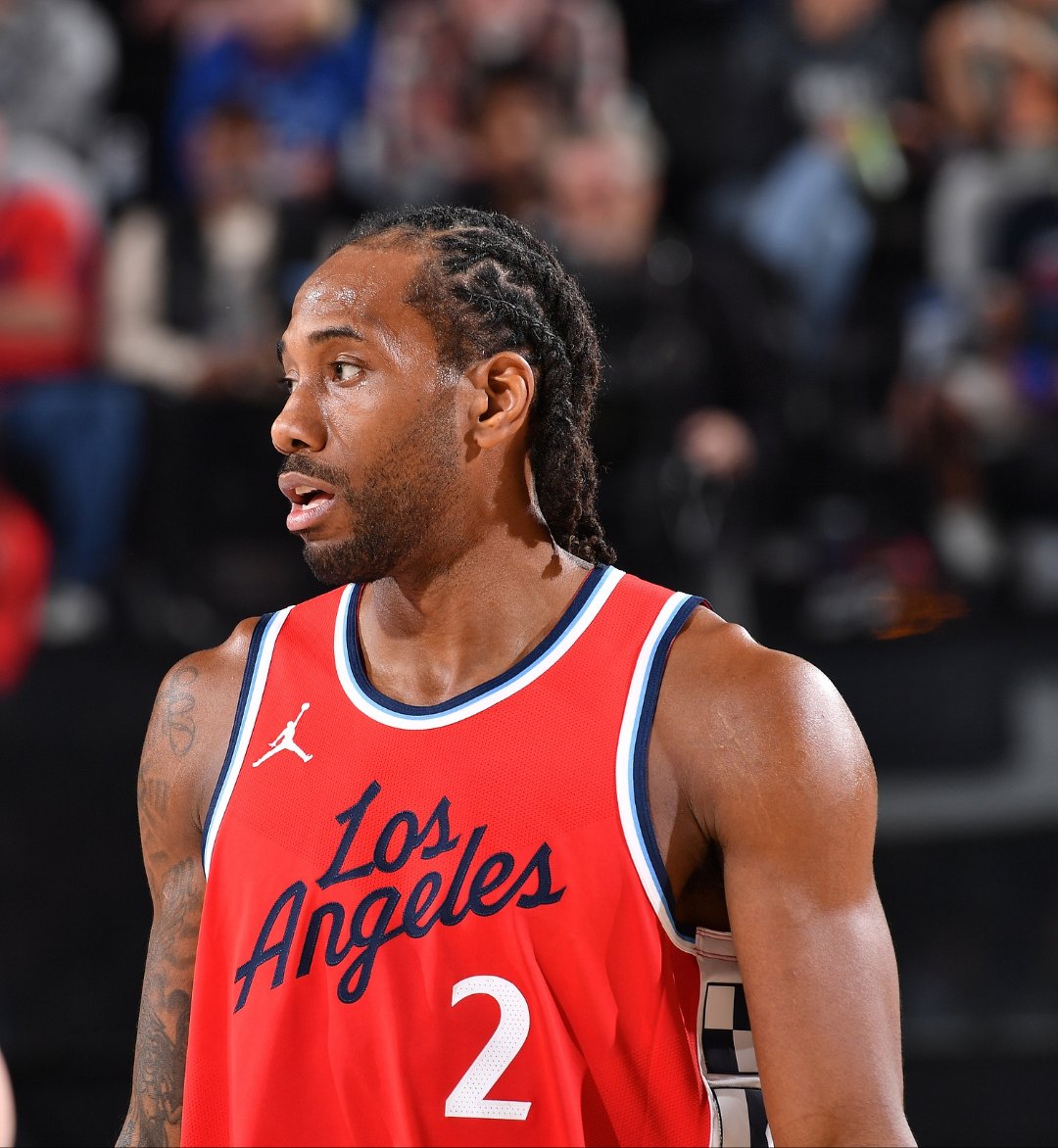 开云体育-马刺险胜鹈鹕,伦纳德惊艳四座