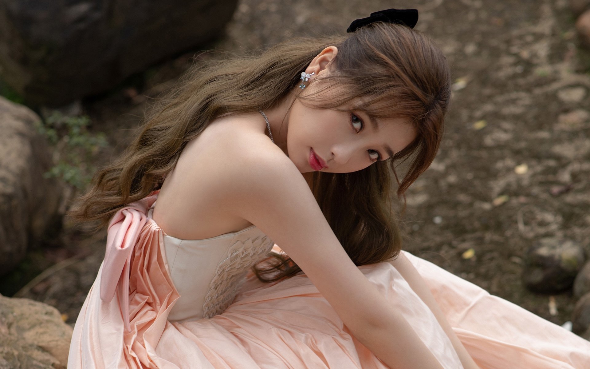 开云体育入口-极速与逆转，新赛季的两种速度美学