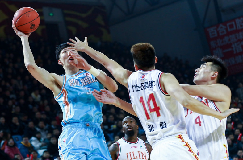 开云体育官网-骑士节奏掌控新疆队,布克让比赛提前失去悬念